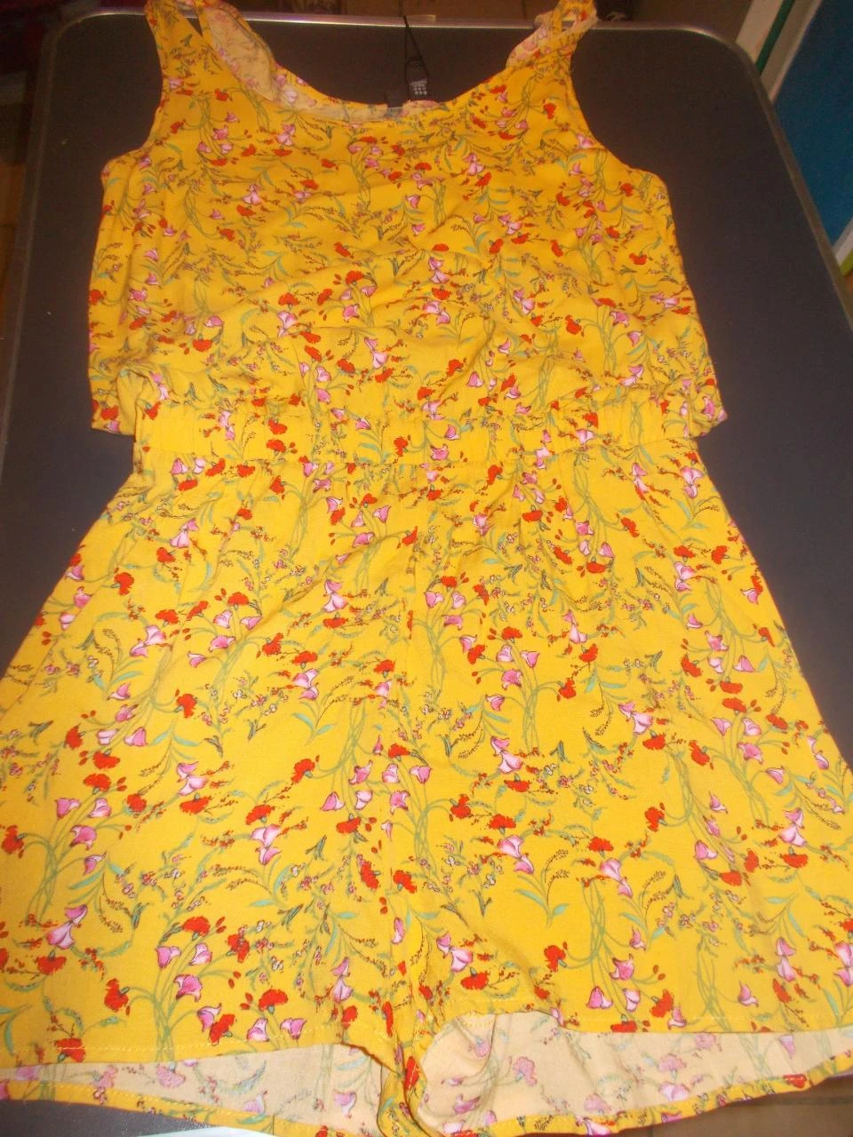 Very pretty yellow floral romper, never worn, tag with price, – photo 7